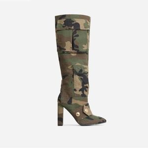 Camouflage Boots